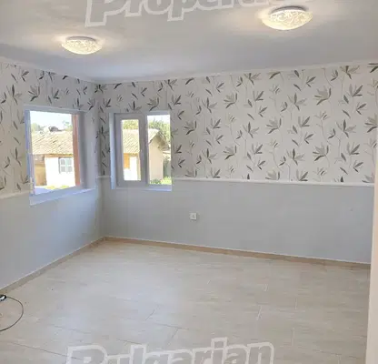Photo 2 — House in Dobrich, Dropla