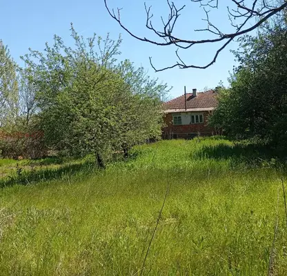 Photo 2 — House with 2 bedrooms in Dubravino village, Varna region with yard