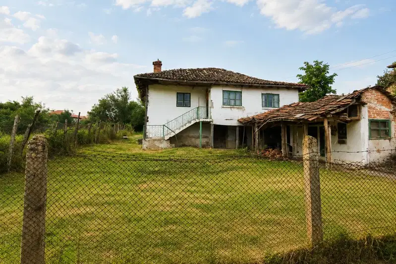 Къща в Бургас, с. Факия