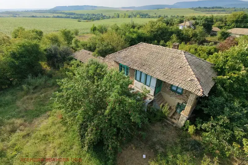 House in Oblast Tyrgovishte, Gloginka