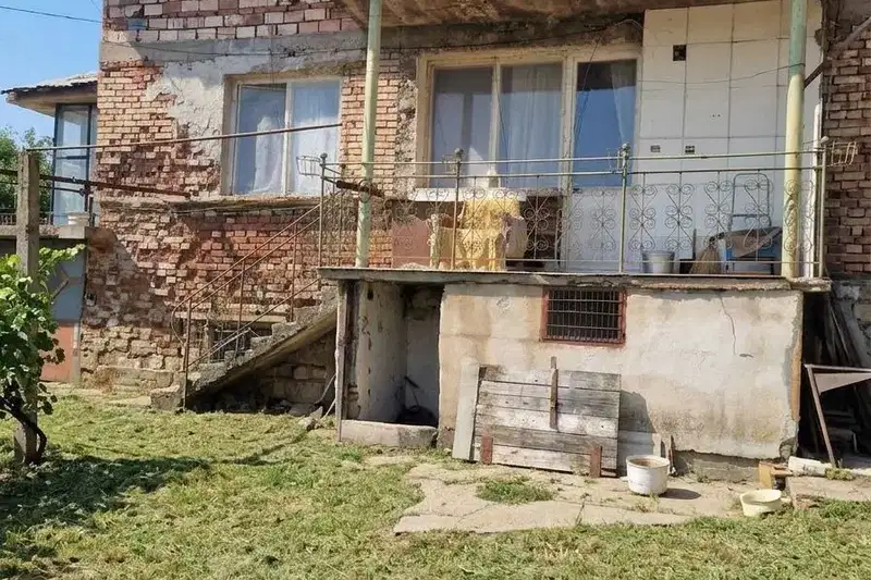 Къща в Плевен, с. Гривица