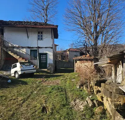 Photo 2 — 7-room house in Hlevene village, Lovech region, in need of renovation