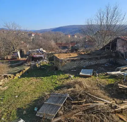 Photo 4 — 7-room house in Hlevene village, Lovech region, in need of renovation