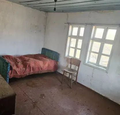 Photo 5 — 7-room house in Hlevene village, Lovech region, in need of renovation