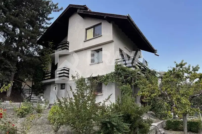 House in Oblast Plovdiv, Hrabrino