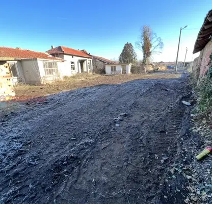 Photo 3 — House with 2 buildings and garage in Hristiyanovo village, Stara Zagora region