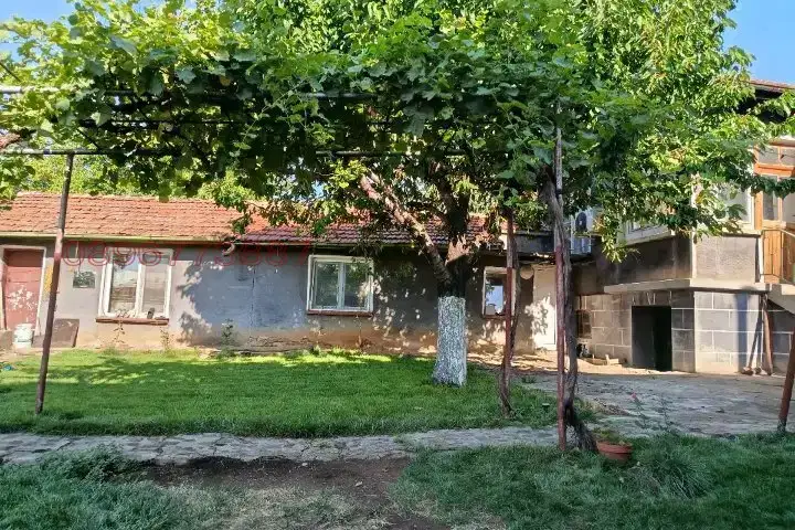 Къща в с. Желява