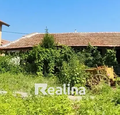 Снимка 3 — Къща с 3 спални в с. Каменар, област Бургас с гараж