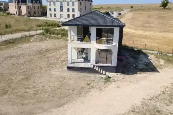 Къща във Варна, с. Кичево