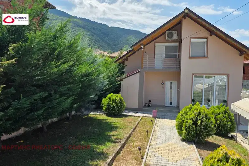 House in Blagoevgrad, Kolarovo