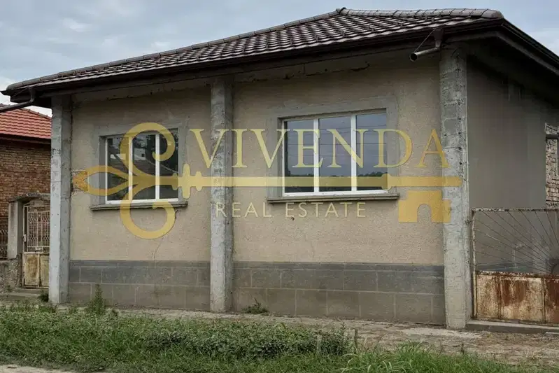 House in Oblast Pleven, Komarevo