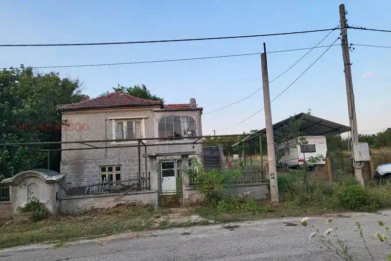 Къща 150 кв.м в с. Крумово, област Варна, нужда от ремонт