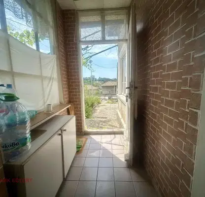 Photo 3 — House in Oblast Dobrich, Krushari