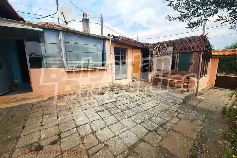 House in Burgas, Lyka