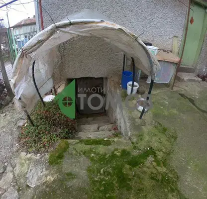 Photo 5 — House in Shumen, Madara