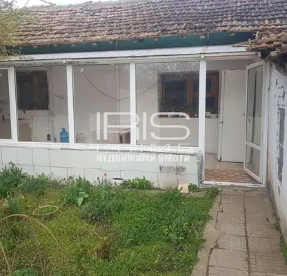 Photo 5 — House in Shumen, Madara