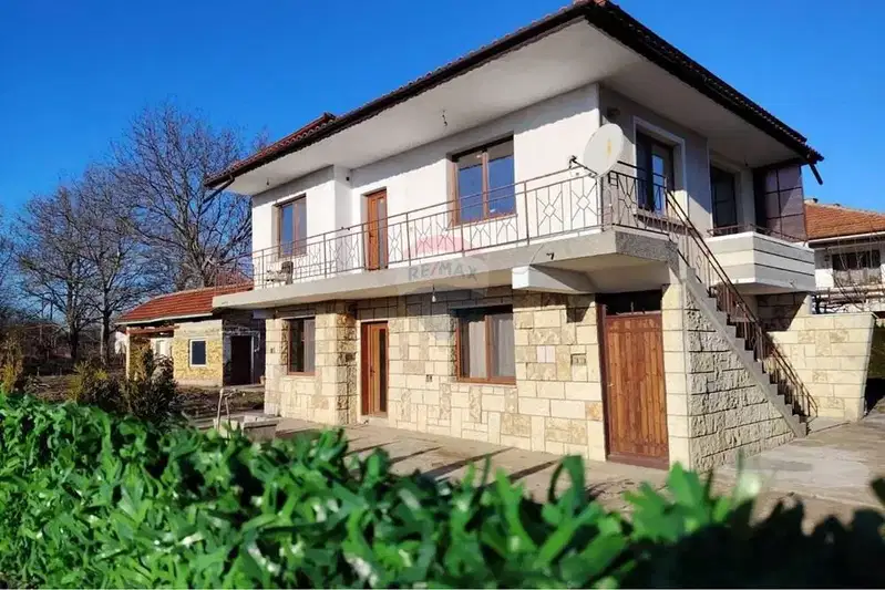 House in Shumen, Marash