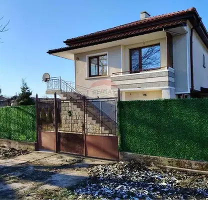 Photo 2 — House in Shumen, Marash
