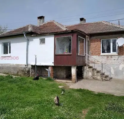 Снимка 2 — Къща в Ямбол, с. Мелница