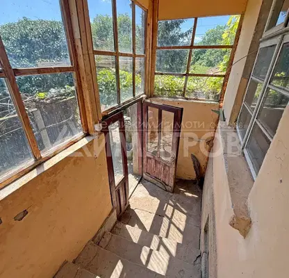 Photo 2 — House in Shumen, Mogila