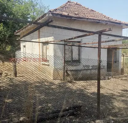 Photo 4 — 2-room house in Mramoren village with large yard