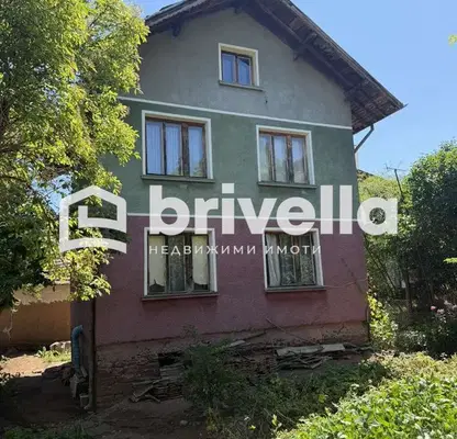 Photo 2 — House in Pernik, Noevci