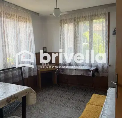 Photo 4 — House in Pernik, Noevci