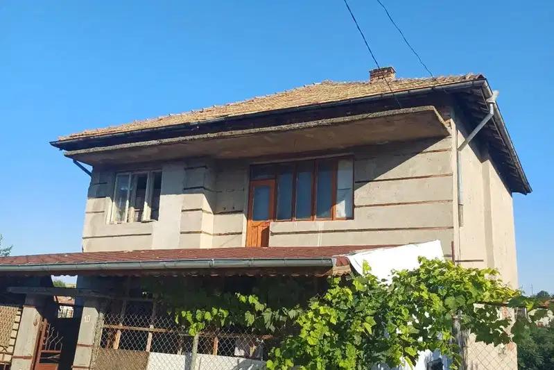 House in Oblast Ruse, Obretenik