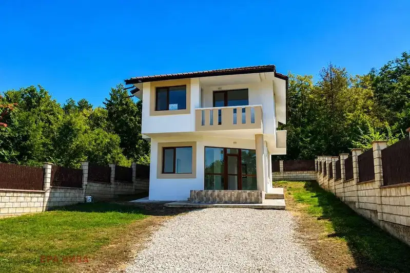 House in Dobrich, Obrochishte