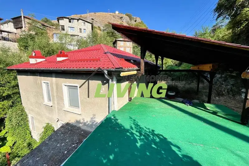 Two-storey house with 4 bedrooms in Orehovo village, Smolyan region