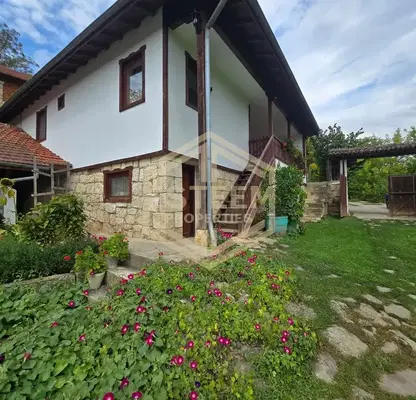 Photo 2 — House in Ruse, Pisanec