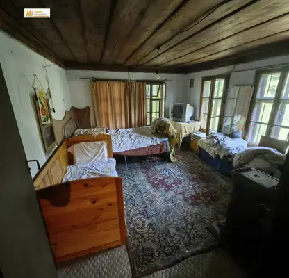 Photo 5 — House with 4 rooms and yard in Plakovo village, Veliko Tarnovo region