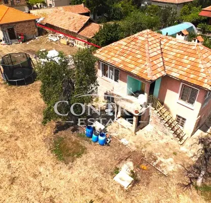 Photo 4 — House in Oblast Veliko Tyrnovo, Polikraishte