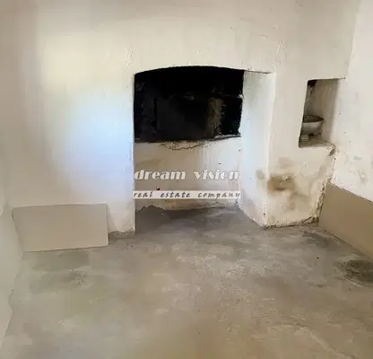 Photo 4 — House in област София, с. Полянци