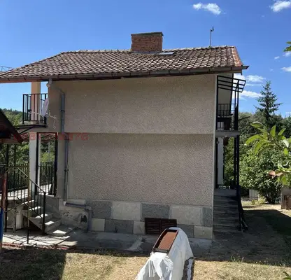 Photo 5 — Two houses with large yard in Popovtsi village, Sofia region