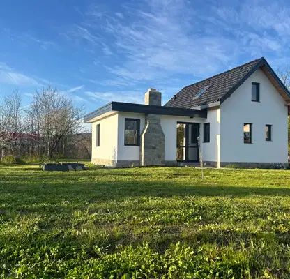 Photo 3 — House in Oblast Burgas, Priselci