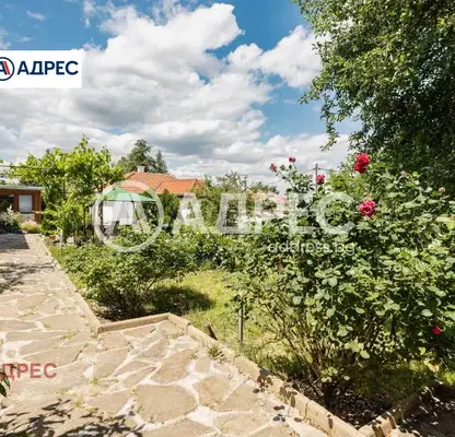 Photo 3 — House in Varna, Priselci