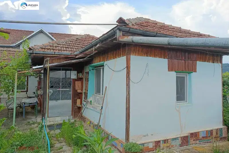 House in Veliko Tyrnovo, Prisovo