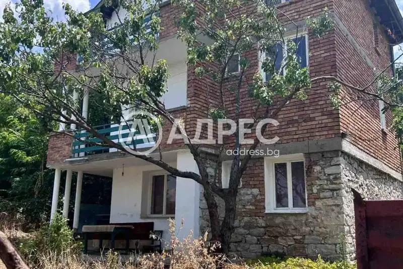 Къща в Пловдив, с. Първенец