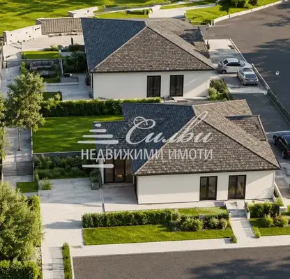 Photo 4 — 3-room house in Radko Dimitrievo village with yard and parking spaces