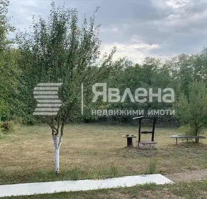 Photo 2 — One-storey house with 3 rooms in Ravnishte village, spacious yard
