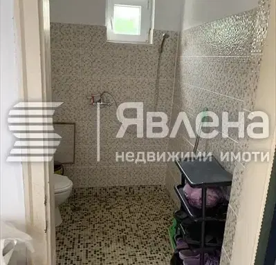 Photo 3 — One-storey house with 3 rooms in Ravnishte village, spacious yard