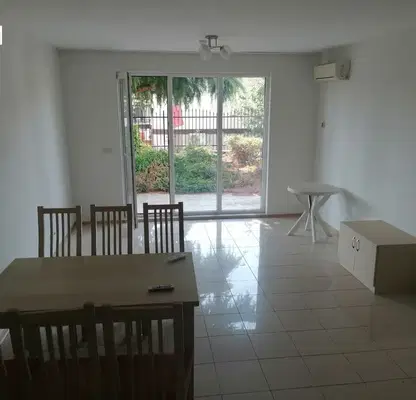 Снимка 4 — Къща в Добрич, с. Рогачево