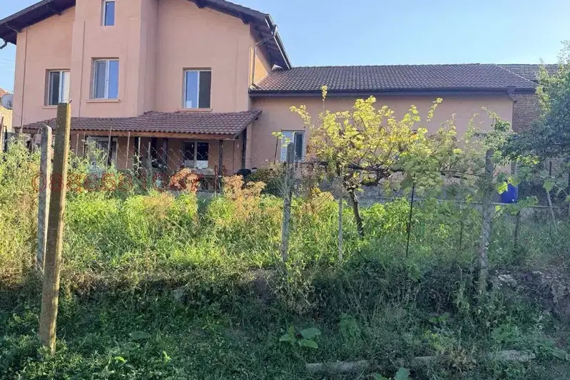 House in Oblast Pleven, Sadovec