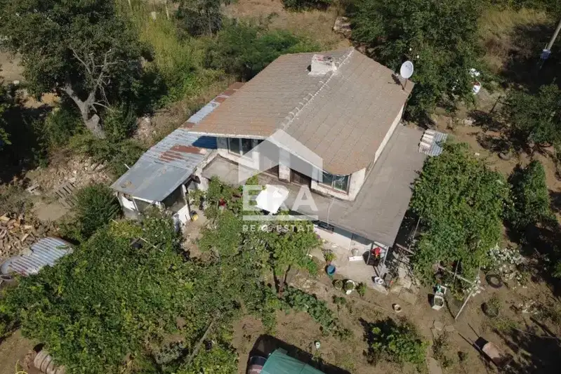 House in Varna, Slynchevo