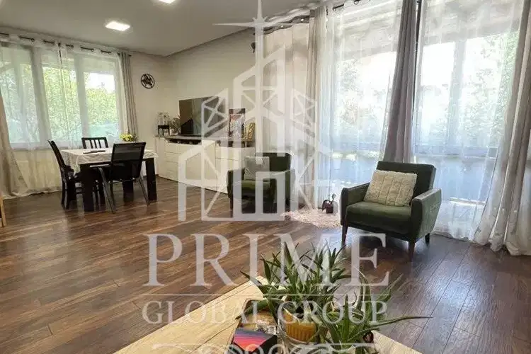 Едноетажна къща с 3 спални в с. Средно село, Варна