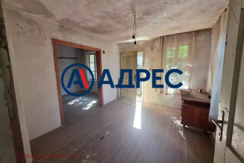 Къща в Кюстендил, с. Стоб