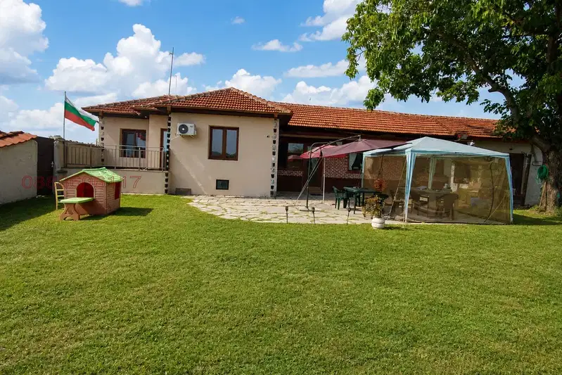 House in Oblast Plovdiv, Strelci