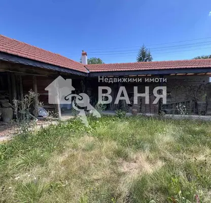 Снимка 5 — Къща с 2 етажа и двор в с. Свежен, област Пловдив