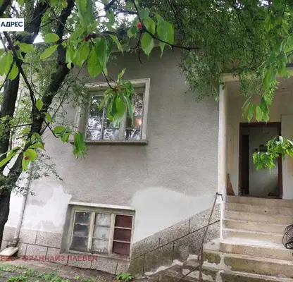 Photo 2 — House in Oblast Pleven, Telish